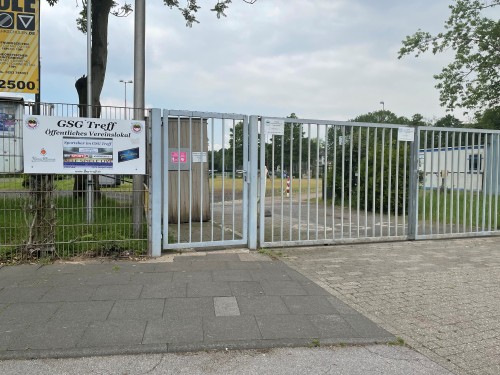 Toreinfahrt zum GSG-Treff Toreinfahrt zum GSG-Treff