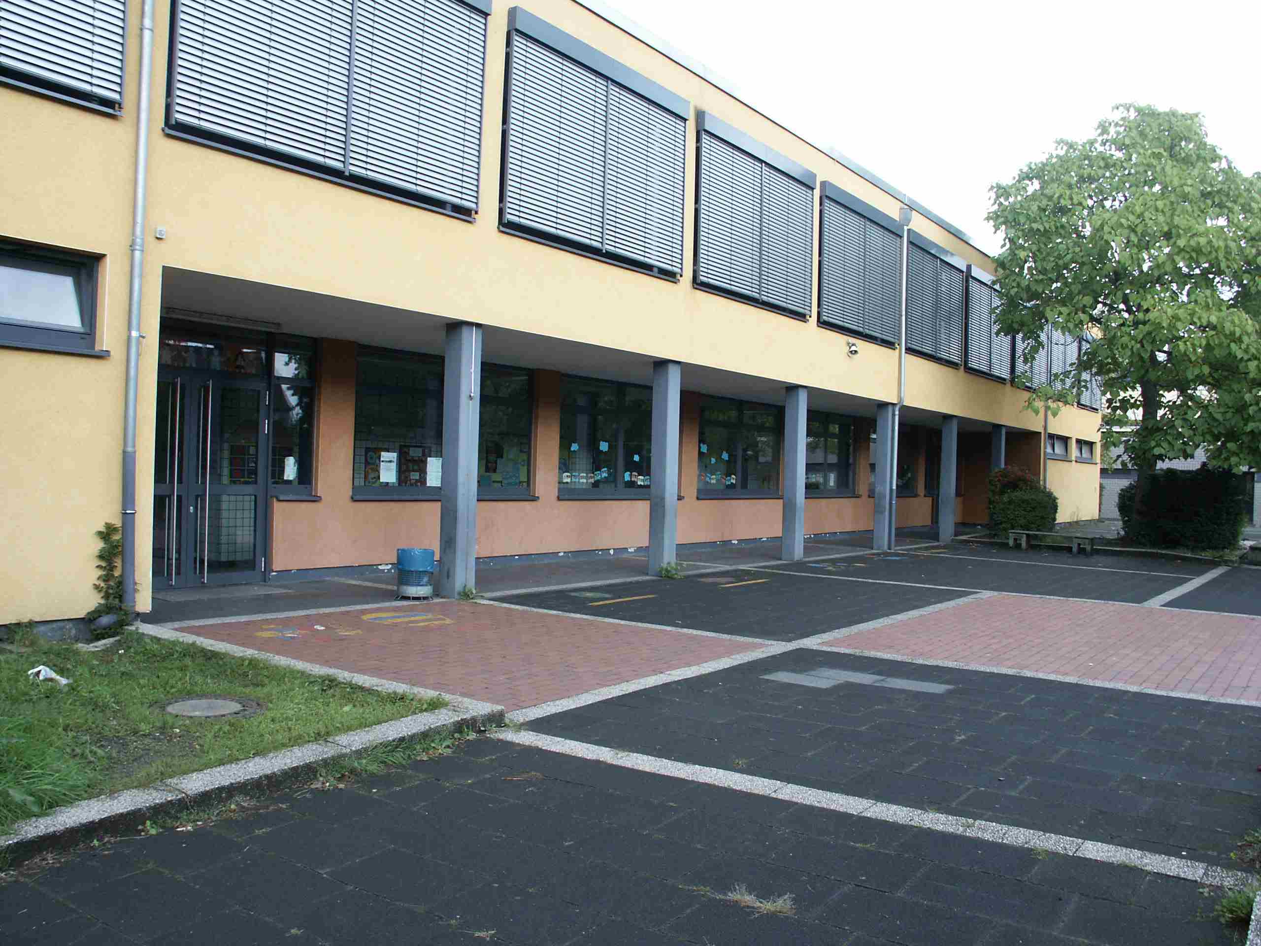Schule Schulz-Knaudt-Straße